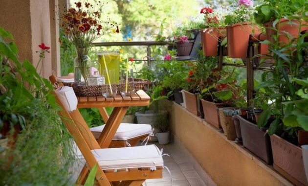 Balcony Designs 2022: Trends, styles, colors, interior ideas