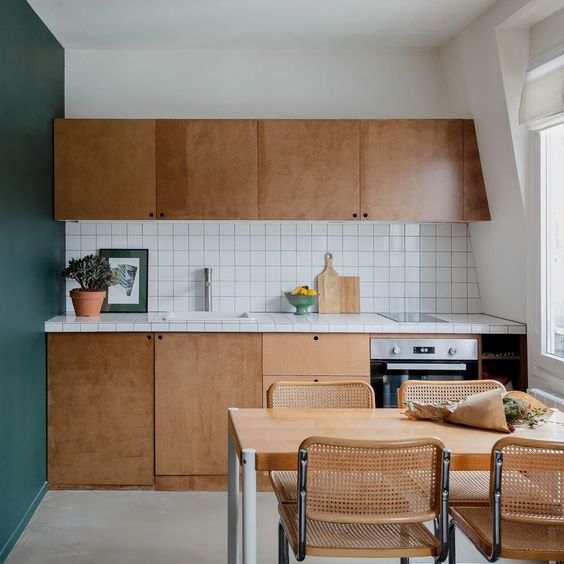 small kitchen design trends 2024